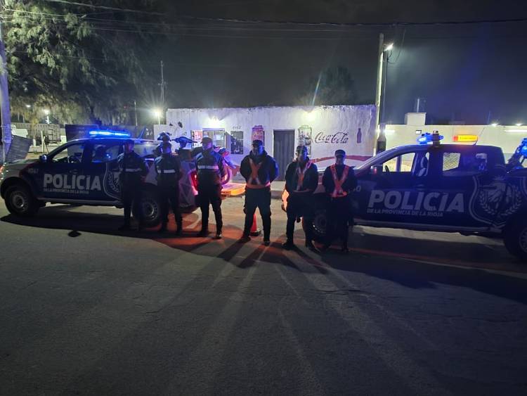Finalizó un operativo de control vehicular en la ciudad de La Rioja: secuestraron cinco motocicletas por falta de casco