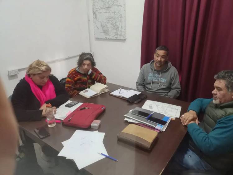 Chepes: Articulan acciones para el encuentro con productores