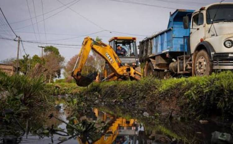 Chepes: anunciaron que el lunes se retomarán las obras del canal aliviador