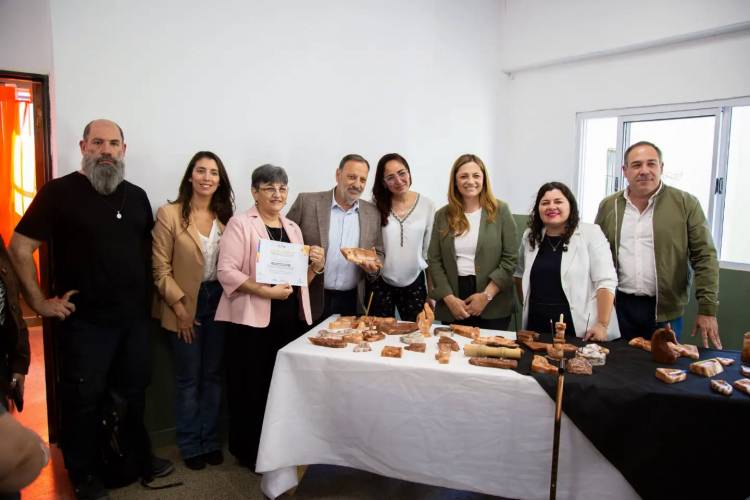 Capacitación en artesanías en piedra fortalece el desarrollo productivo local