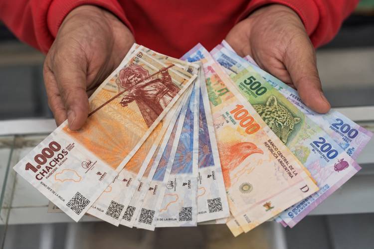 La Rioja incorporará $50.000 en efectivo al salario de los empleados públicos